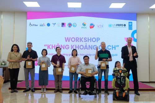 Tạo môi trường giáo dục hòa nhập cho người khuyết tật