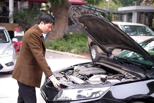 Cách lái xe để tránh động cơ ô tô bị nóng