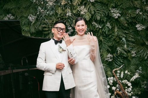 Hoa hậu Dương Mỹ Linh sinh con đầu lòng