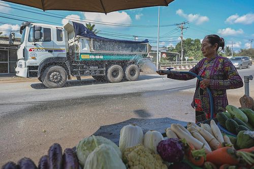 Loạt bến thủy hoạt động ngày đêm khiến người dân Long An khốn khổ
