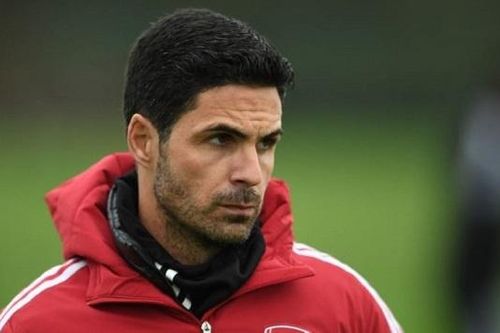 Arsenal mất điểm bởi một hiệp hai bất thường
