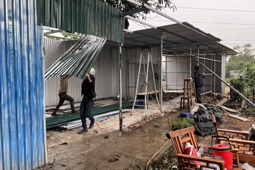 Cưỡng chế công trình vi phạm trật tự xây dựng tại khu tập thể Trạm bơm