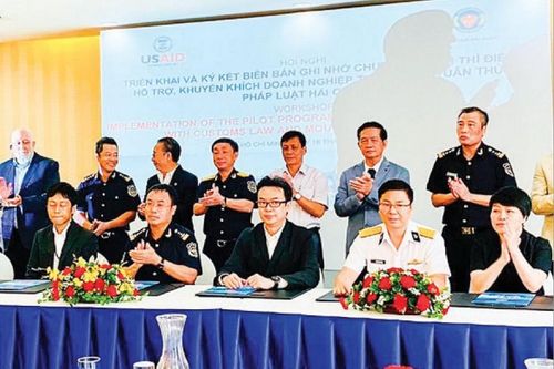 Doanh nghiệp nhận nhiều lợi ích khi tự nguyện tuân thủ pháp luật hải quan