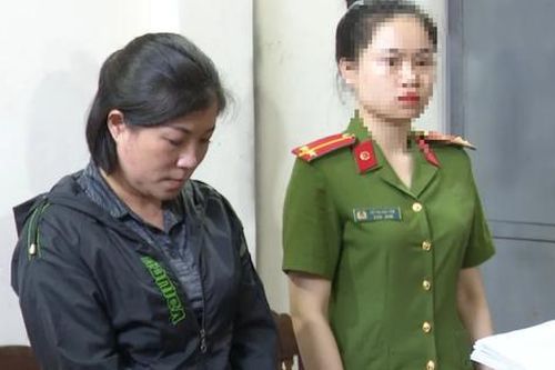 Nhận 200 triệu đồng sửa điểm hồ sơ du học cho học sinh, văn thư trường cấp 3 bị bắt