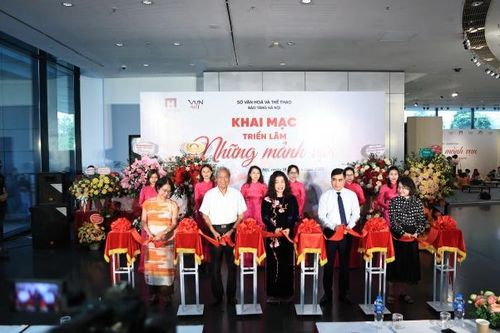 Sắc màu rực rỡ từ 'Những mảnh vụn' cuộc đời