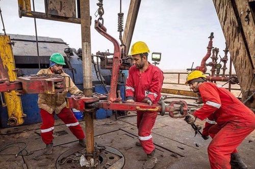 Iran khai thác hơn 2,5 triệu thùng dầu/ngày trong tháng 3