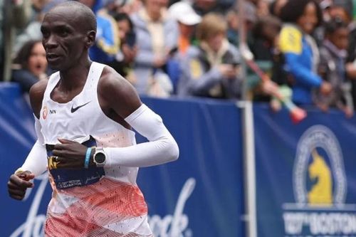 Huyền thoại Kipchoge gây thất vọng lớn tại giải Marathon Boston 2023