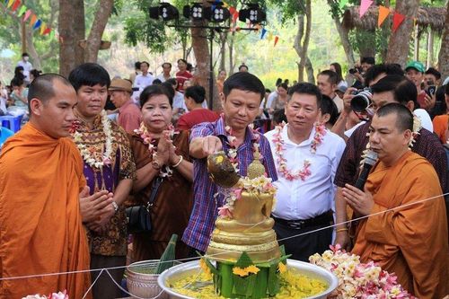 Độc đáo Tết Bunpimay của người Lào trên đất Tây Nguyên