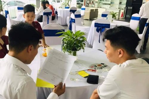 Thâm cung bí sử nghề bán ô tô: 'Cắt máu' chạy chỉ tiêu doanh số