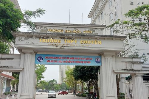 Vụ nữ sinh lớp 10 treo cổ tự tử nghi do bạo lực học đường: Tạm đình chỉ công tác cô giáo chủ nhiệm