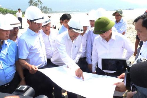 Đẩy nhanh tiến độ, sớm hoàn thành các dự án thu gom nước thải ven biển Đà Nẵng