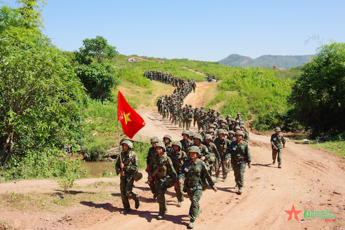 Vượt khó, chiến đấu giỏi, xây đơn vị mạnh