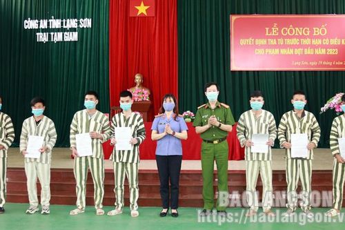 Công bố quyết định tha tù trước thời hạn có điều kiện cho các phạm nhân đợt đầu năm 2023