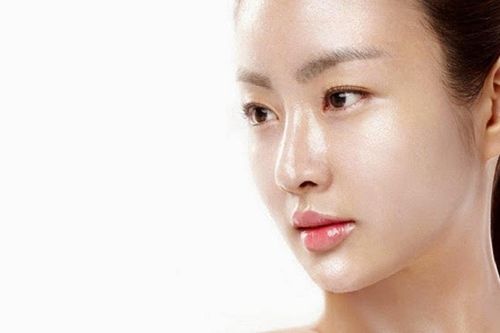 Lựa chọn kem lót cho da hỗn hợp: Tưởng dễ mà khó