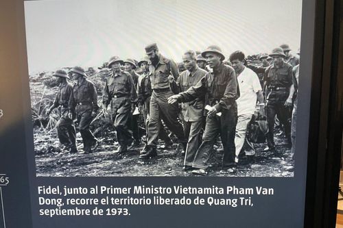 Fidel Castro viết về chuyến thăm Việt Nam tháng 9 năm 1973