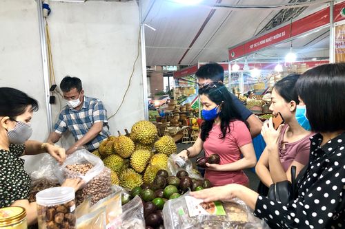 Khai mạc Tuần hàng Việt thành phố Hà Nội với hơn 100 gian hàng