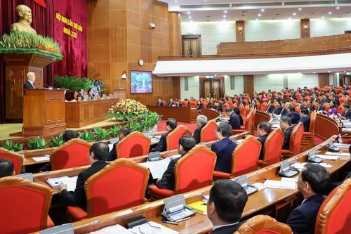 Chất xúc tác để cán bộ bớt 'co cụm, cầu an'
