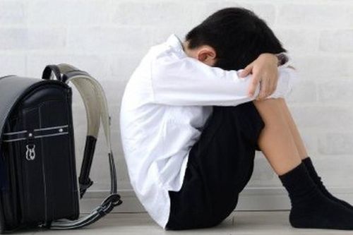'4 năm cấp 2 của tôi còn khủng khiếp hơn tầng cuối cùng của 9 tầng địa ngục'