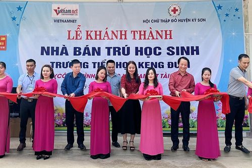 Khánh thành nhà bán trú trường tiểu học xã biên giới Nghệ An