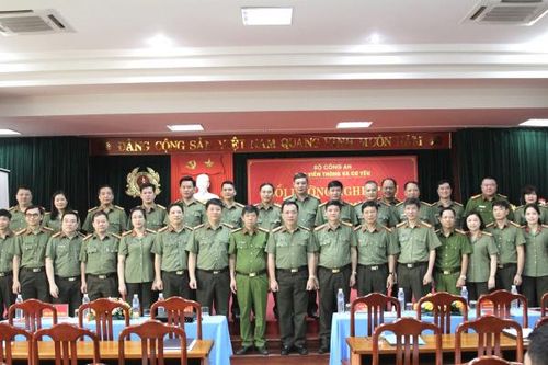 Khai mạc Lớp Bồi dưỡng nghiệp vụ viễn thông và cơ yếu CAND