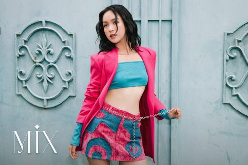 Blazer không bao giờ chỉ dành cho công sở