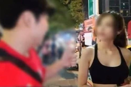 Xuất hiện khắp TikTok sau cuộc nói chuyện với người lạ