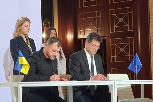 Tình hình Ukraine: Kiev gia nhập cơ chế mới của EU, Pháp-Mỹ nhất trí một điều về Trung Quốc