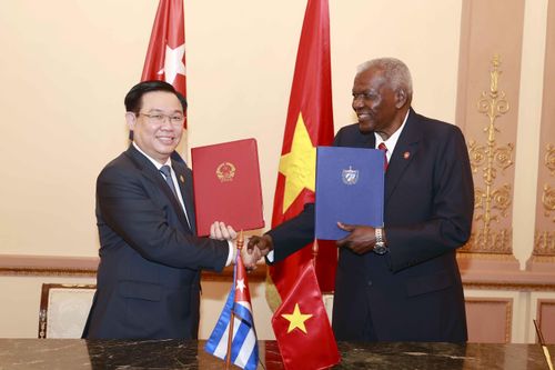 Lễ ký thỏa thuận hợp tác giữa hai quốc hội Việt Nam và Cuba