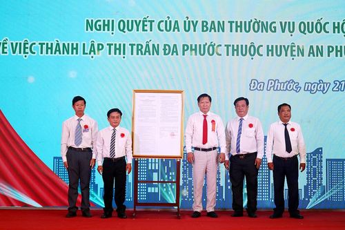 Công bố quyết định thành lập thị trấn Đa Phước