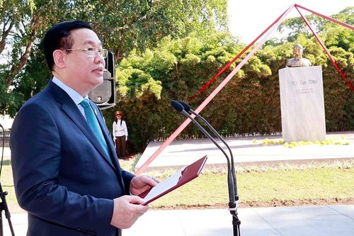 Công viên Hồ Chí Minh là công trình có ý nghĩa lịch sử tại Thủ đô Lahabana