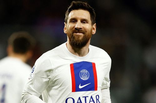 Messi giúp Mbappe lập cú đúp