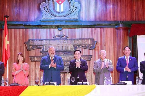 Phấn đấu nâng kim ngạch thương mại Việt Nam - Cuba lên 500 triệu USD