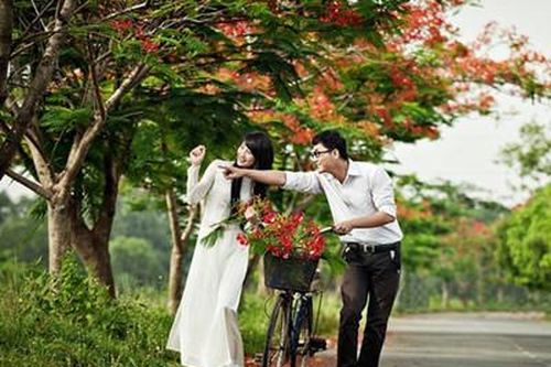 HẠ KHÚC