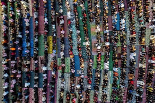 Nhiều quốc gia Hồi giáo bắt đầu kỳ nghỉ lễ Eid al-Fitr