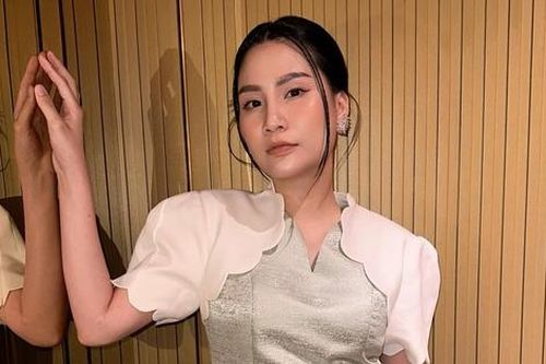 Thanh Trần khoe sắc vóc sau sinh, chúc Tizi - Đích Lép 1 câu 'khó đỡ'