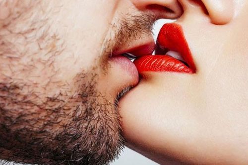 Thông điệp qua những nụ hôn mà bạn có thể chưa biết
