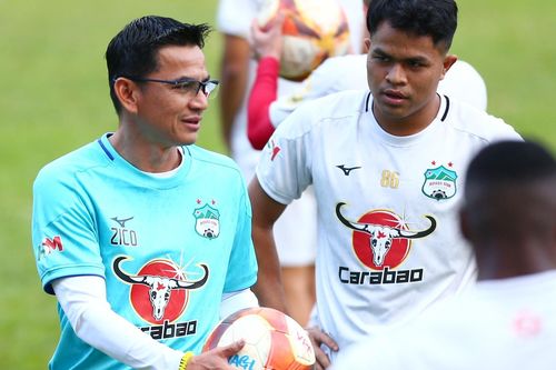 HAGL kiến nghị không dừng V.League vì đội U23 Việt Nam