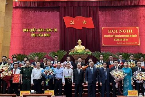 Ban Thường vụ Tỉnh ủy Hòa Bình điều động, luân chuyển, bổ nhiệm 21 cán bộ
