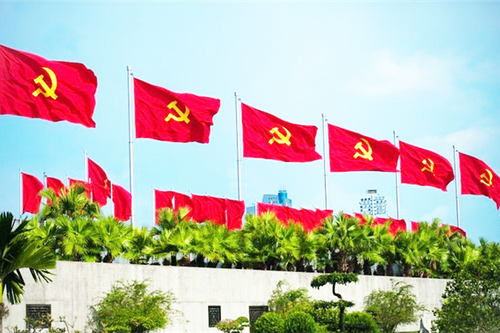 Thực tiễn và thành quả sự nghiệp đổi mới phủ nhận luận điệu xuyên tạc con đường đi lên chủ nghĩa xã hội ở Việt Nam