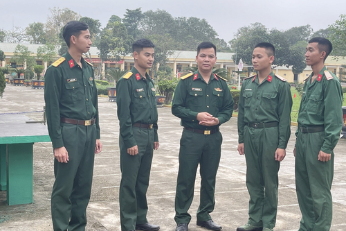 Đấu tranh đẩy lùi thói xu nịnh