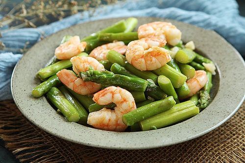 Đã vào tiết Cốc Vũ, nhớ ăn 3 loại rau tăng sức đề kháng cho cơ thể