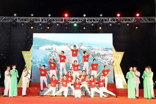 Chương trình văn nghệ 'Thắm tình đồng đội - Ấm lòng dân' có sức lan tỏa sâu rộng