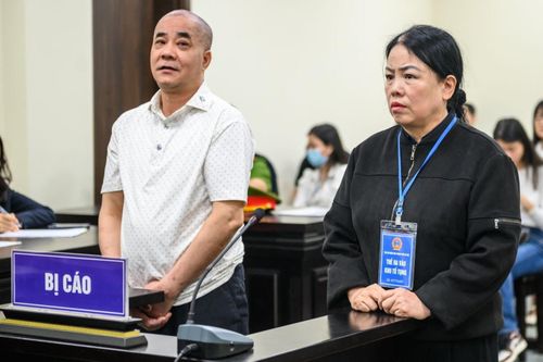 Phiên tòa tranh chấp đất vàng Bà Triệu: Tiếp tục nghị án