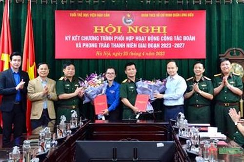 Học viện Hậu cần và Đoàn Thanh niên Cộng sản Hồ Chí Minh quận Long Biên tăng cường phối hợp hoạt động công tác đoàn