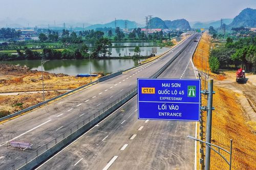 'Núi' thủ tục đang đè nặng vốn đầu tư công