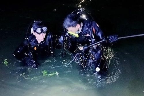 Tìm thấy thi thể học sinh lớp 5 ở kênh Bắc tỉnh Thanh Hóa