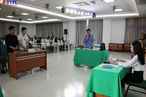 Chi đoàn VKSND cấp cao tại Đà Nẵng phối hợp tổ chức phiên tòa giả định tuyên truyền pháp luật