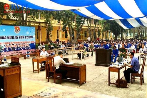 VKSND huyện Mường Lát phối hợp tổ chức phiên tòa xét xử lưu động tuyên truyền pháp luật