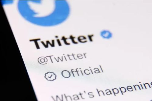 Những tài khoản trên 1 triệu lượt theo dõi được Twitter cấp lại tick xanh