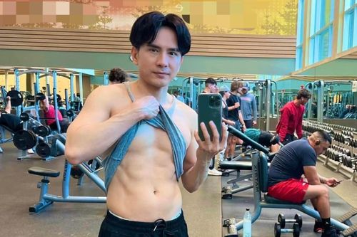 Đan Trường vạch áo khoe cơ bụng 6 múi, dân tình xuýt xoa không ngớt vì điều này!